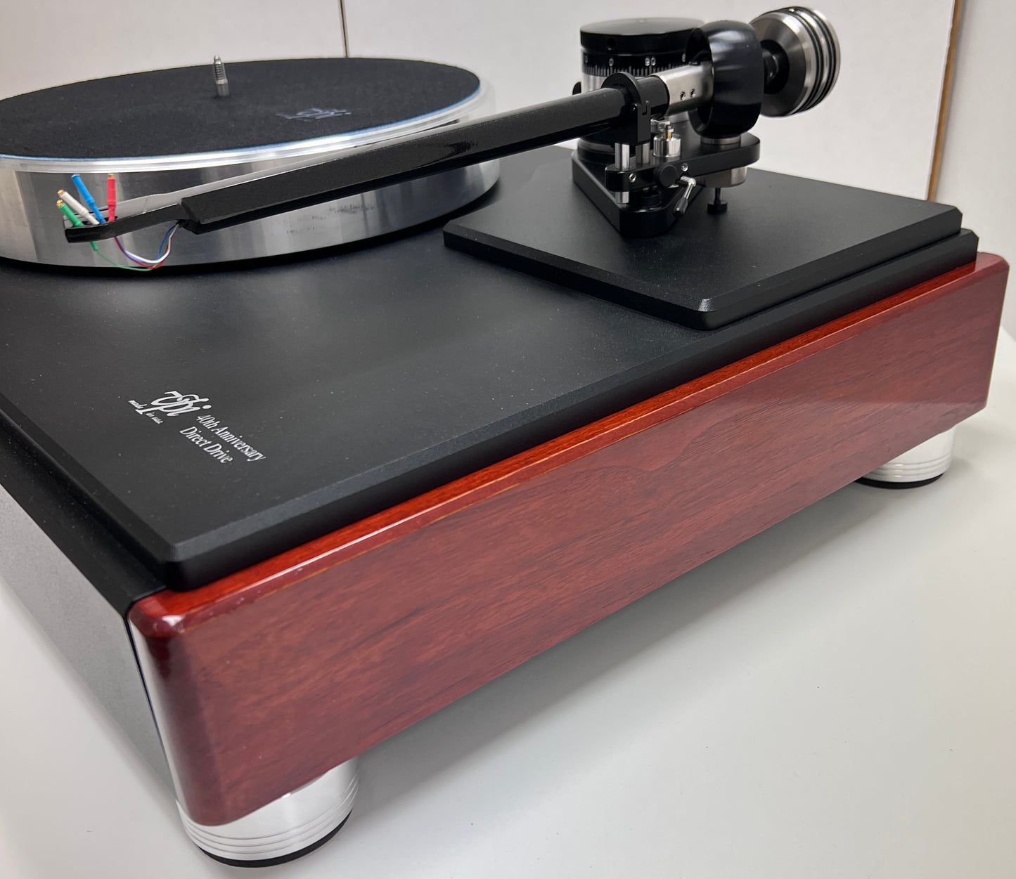 HW-40 Anniversary Edition - Walnut - B-Stock