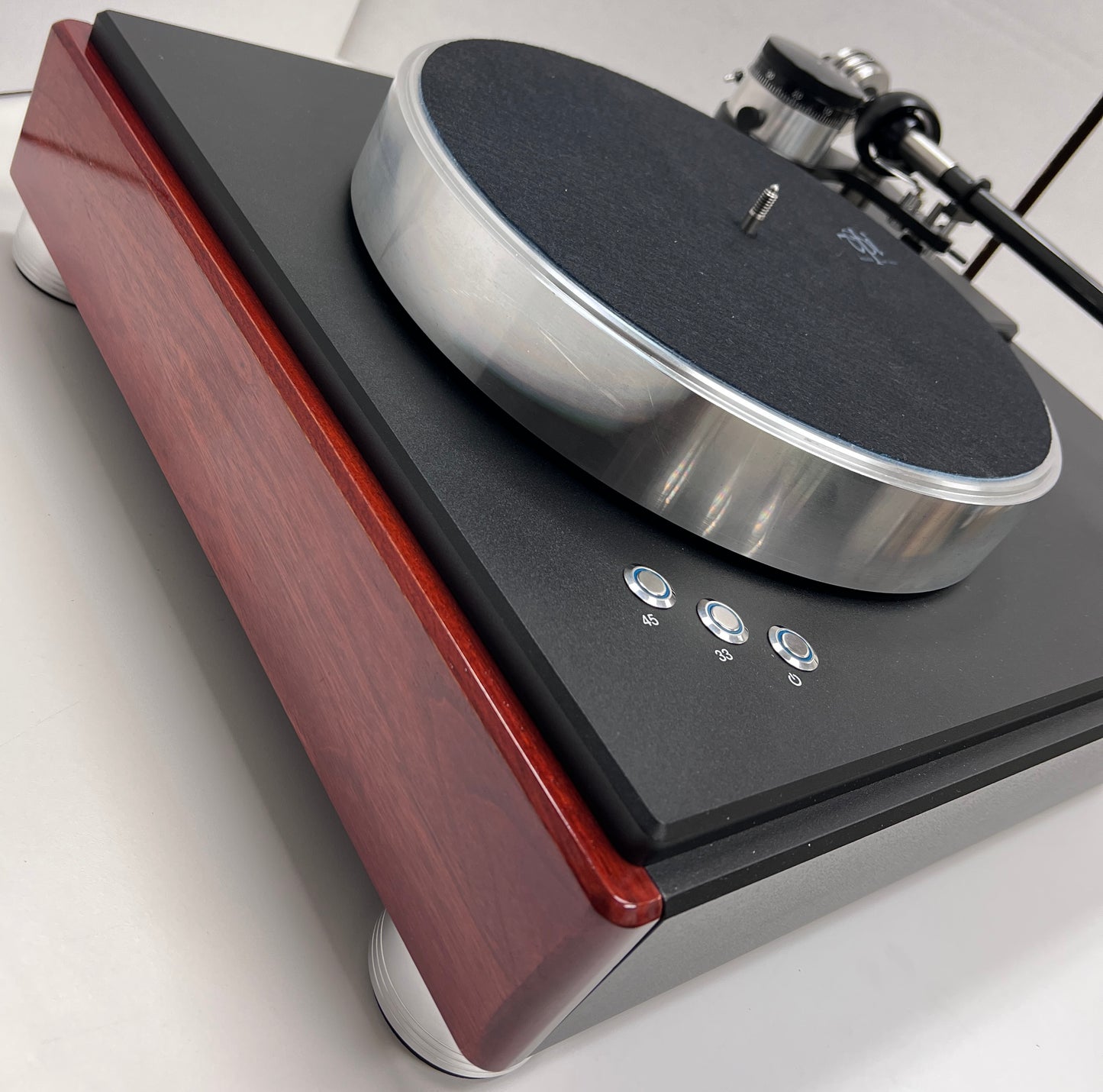 HW-40 Anniversary Edition - Walnut - B-Stock
