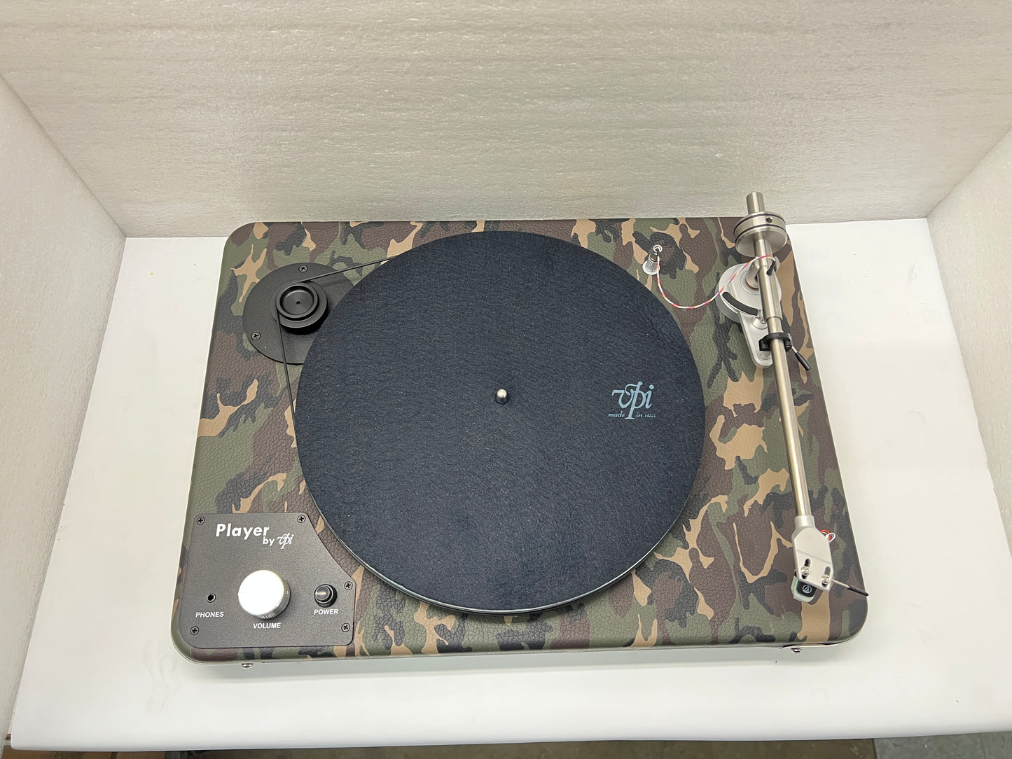 Camo Leather Player