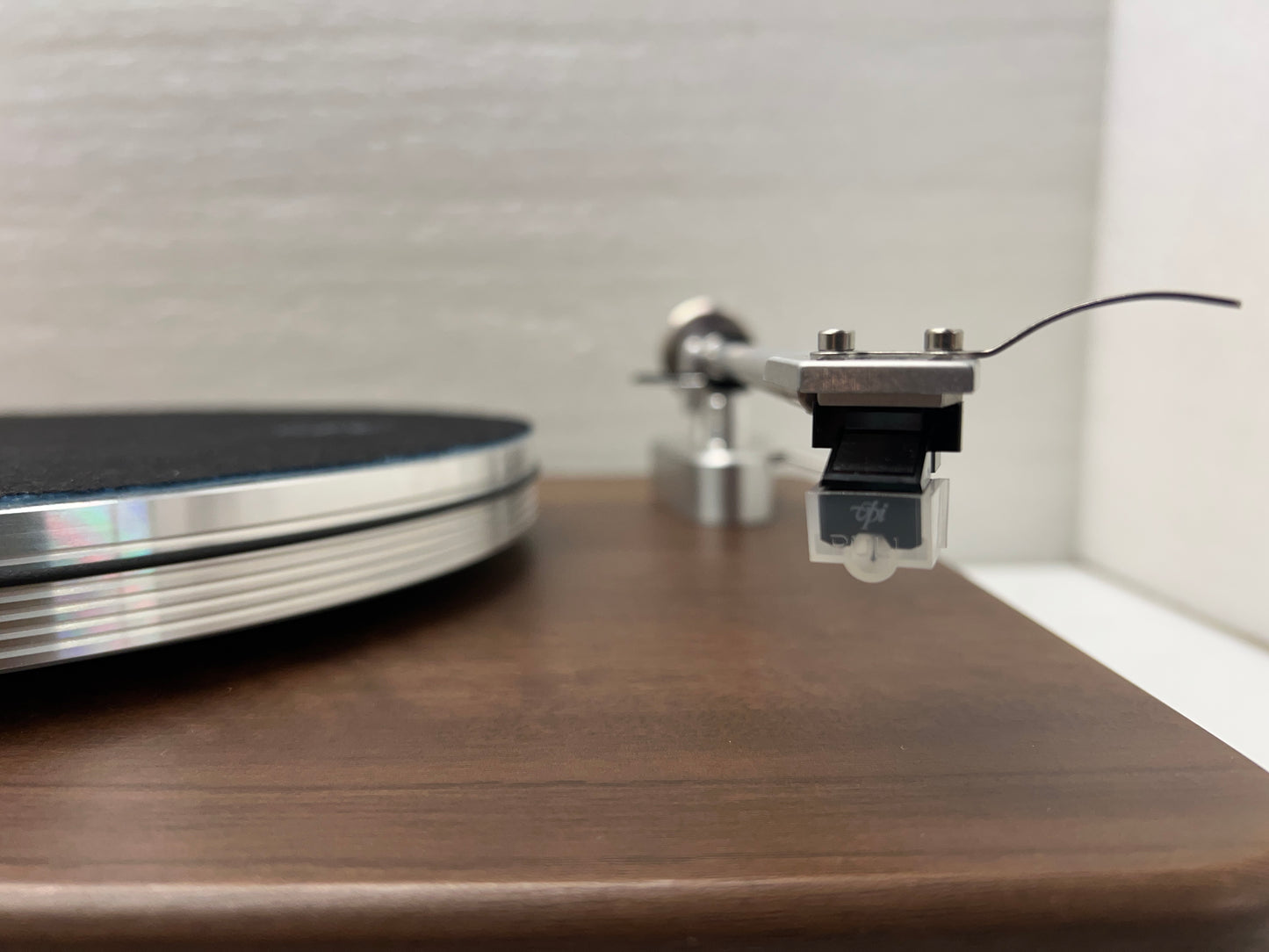 Walnut Player (B-Stock)