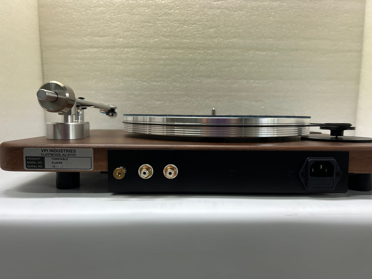 Walnut Player (B-Stock)