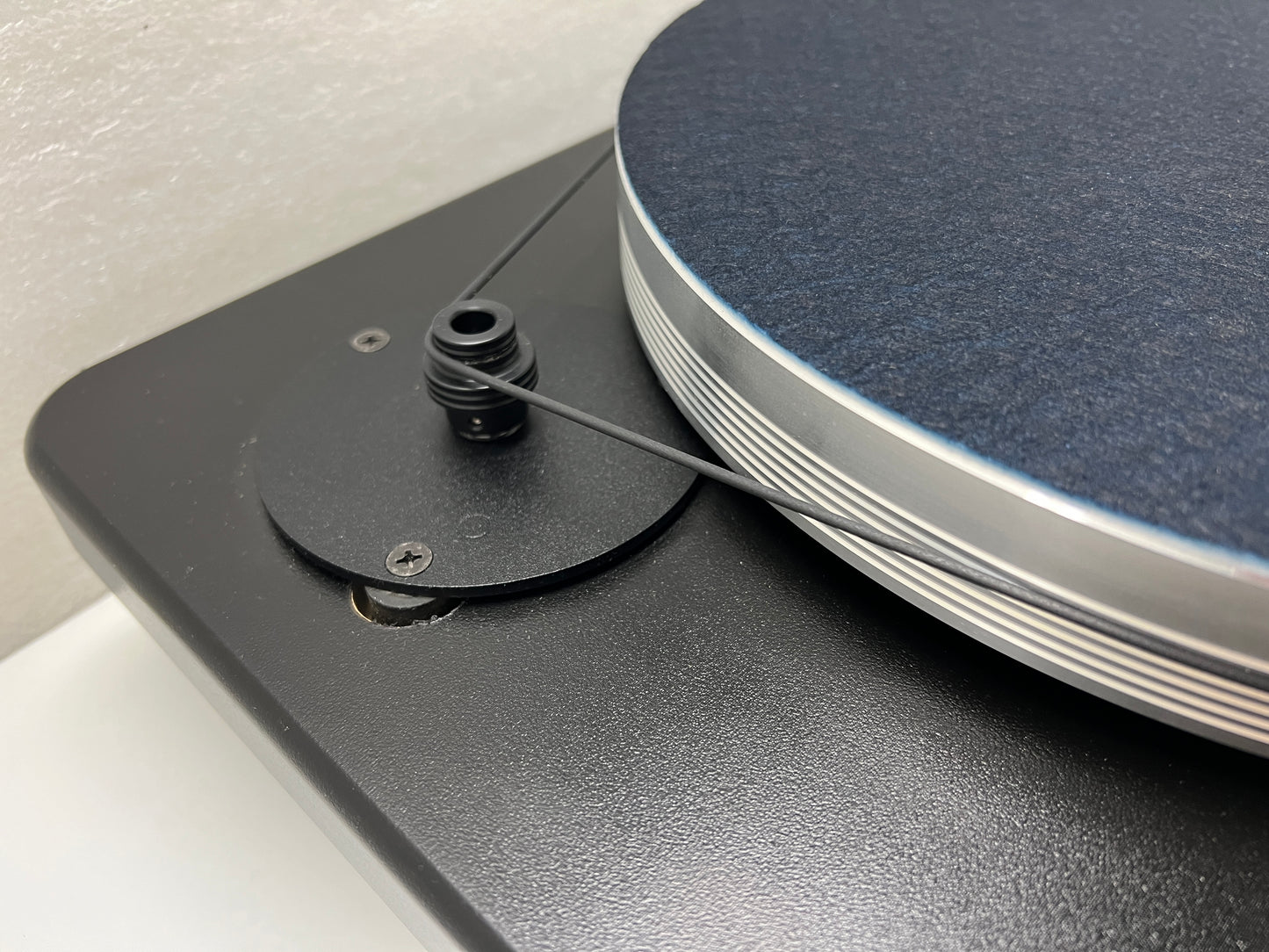 Cliffwood Plus Black (B-Stock)
