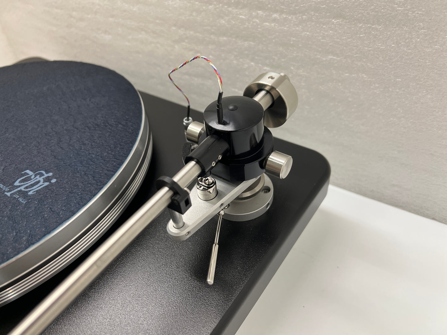 Cliffwood Plus Black (B-Stock)