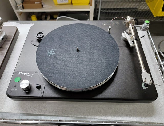 Player Turntable - VPI House Demo